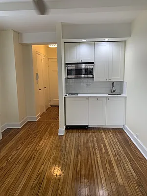 Rented by Compass | media 14