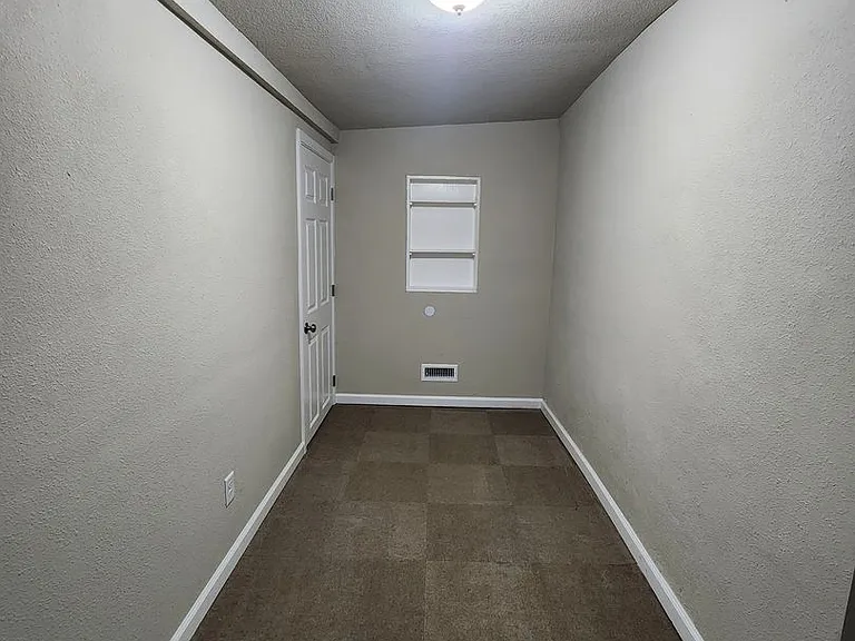 410 N Grant St — Photo 15