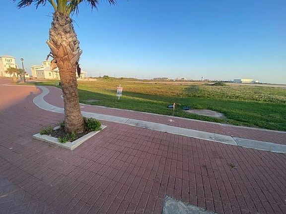 5th image of 201 Shore Dr