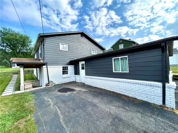 502 Ferguson Rd, Dunbar, PA 15431