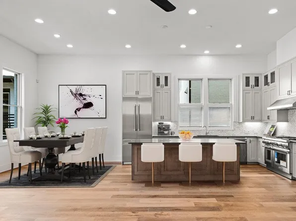 1719 Spyglass Dr #16, Austin, TX 78746