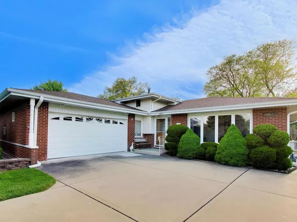 10622 S 84th Ave, Palos Hills, IL 60465