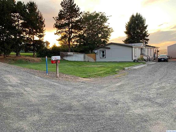 3rd image of 91 Lakeview Dr