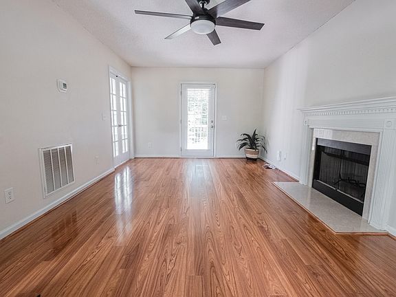 3rd image of 208 Muirfield Ridge Dr