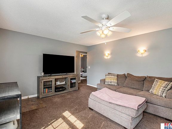 3rd image of 7611 S 39th Ave