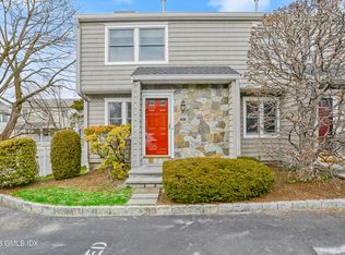 5 Glen St APT 101, Greenwich, CT 06830