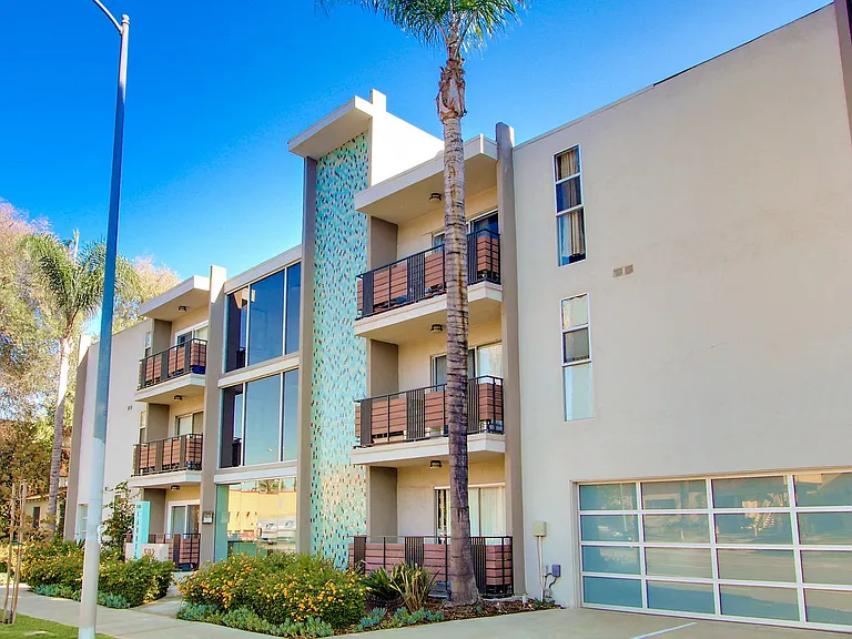 5112 Laurel Cyn Apartments — Photo 27