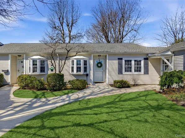 65 Harbor N N, Amityville, NY 11701