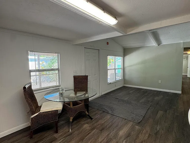245 Lee Ave — Photo 3