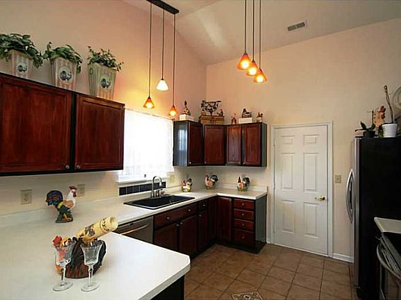 2nd image of 347 Pennwood Ln