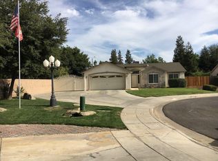 4557 W Sample Ave, Fresno, CA 93722