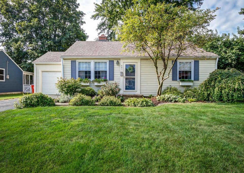 1st image of 481 Kenbrook Dr