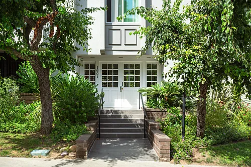 1601 Selby Ave #102 Photo 1