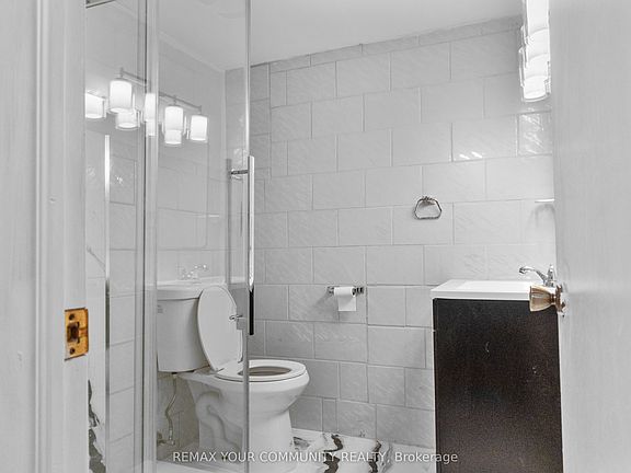 5th image of 2 Emmeline Cres