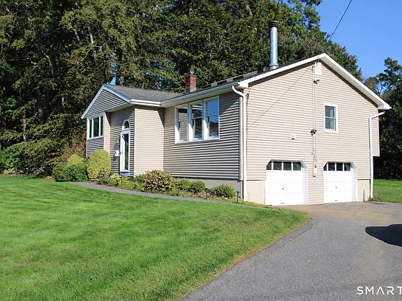 2nd image of 28 Surrey Dr