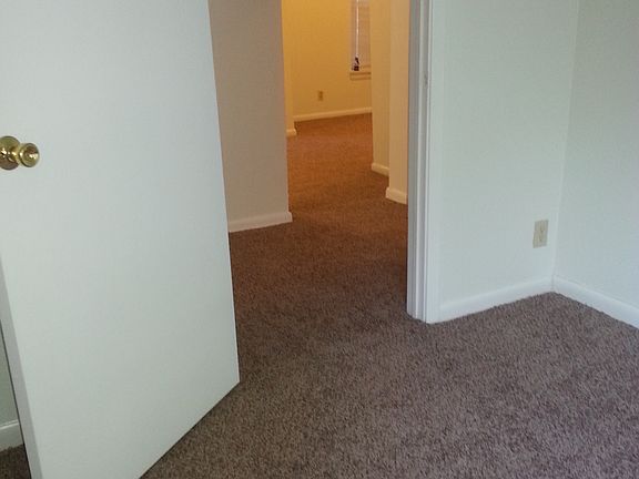2nd image of 409 S Olive St