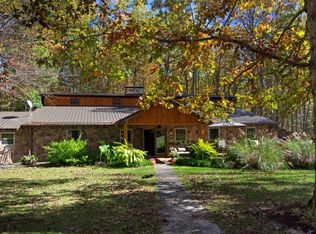 1763 Henson Rd, Clintonville, WV 24931