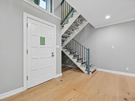 5th image of 5804 S Atlanta Ave #2