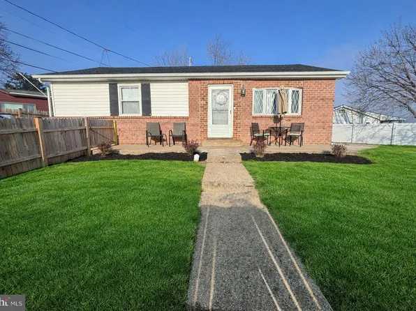 52 Longeron Dr, Middle River, MD 21220