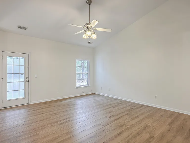 8518 Sentry Cir — Photo 8