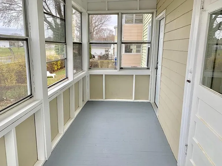 97 Bartlett Ave — Photo 11