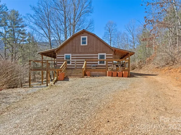 620 Hickory Springs Rd, Burnsville, NC 28714
