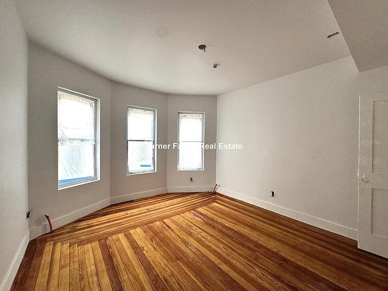 82 Marion St #1 — Photo 20