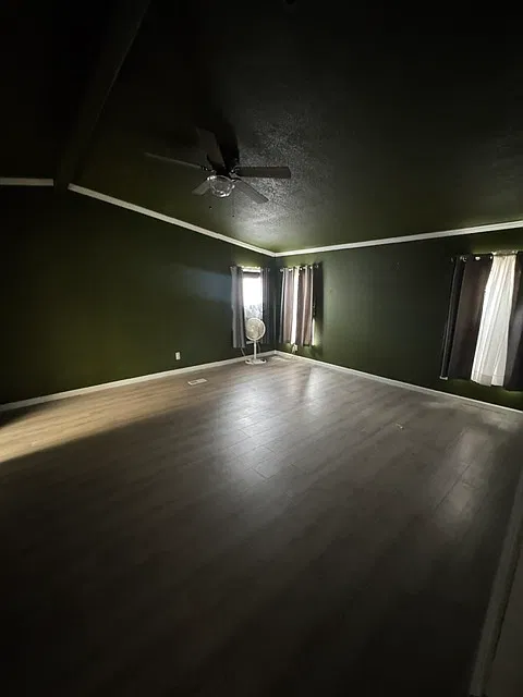 3 bed, $1,950 — Photo 3