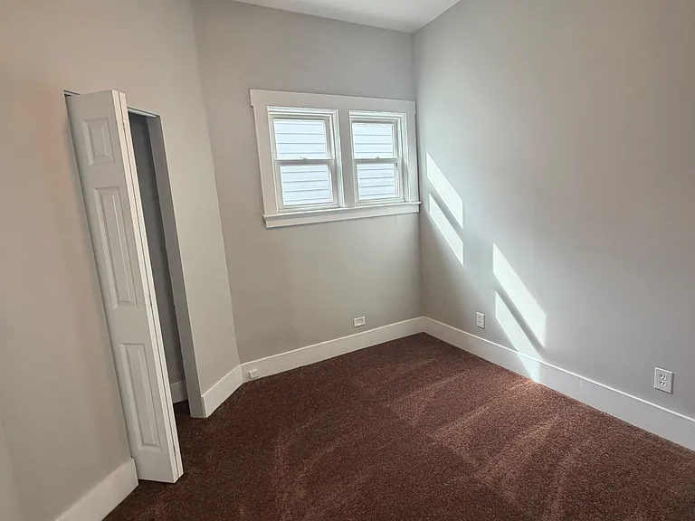 1312 Earl Ave — Photo 9
