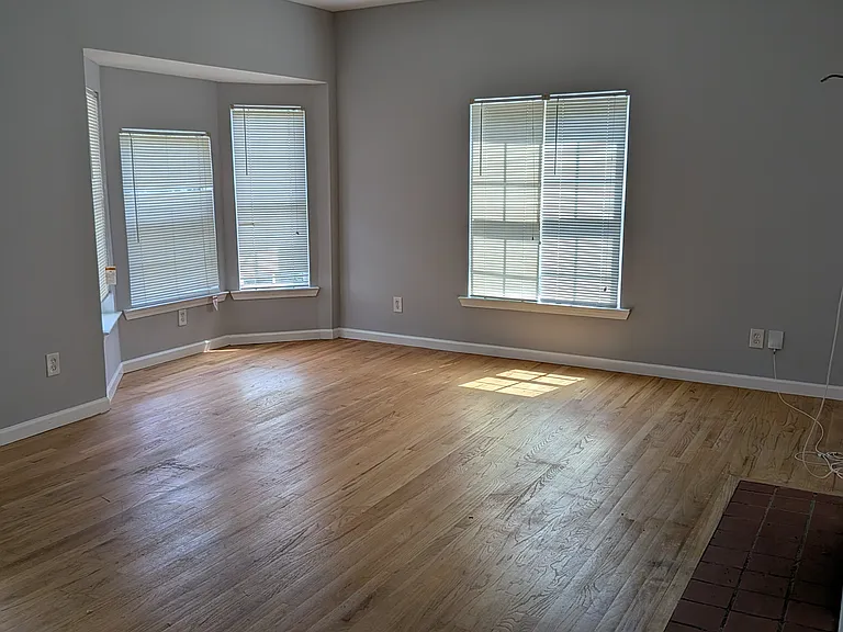 574 Fletcher St SW — Photo 14