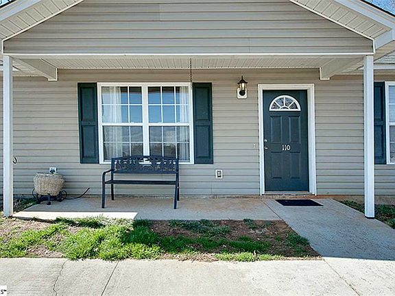 2nd image of 110 Goldfinch Ct