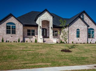 502 Sherman Ave, Cave Springs, AR 72718