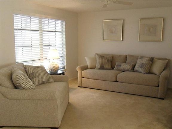 5th image of 4373 Meager Cir