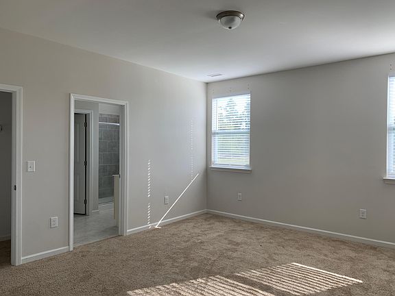 1st Floor Master Suite