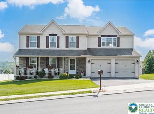 18 Bisbee Dr, Leesport, PA 19533