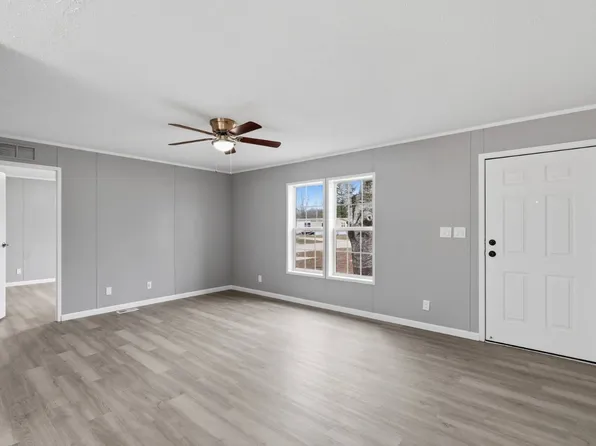 111 Carroll St #111, Mahomet, IL 61853