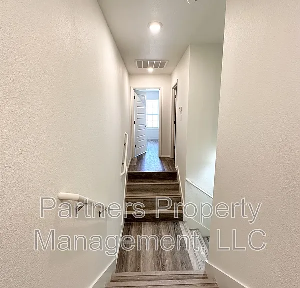 1079 S Benchmark Ln #2 — Photo 15