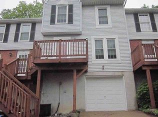 32 Cambridge E, Oxford, NJ 07863