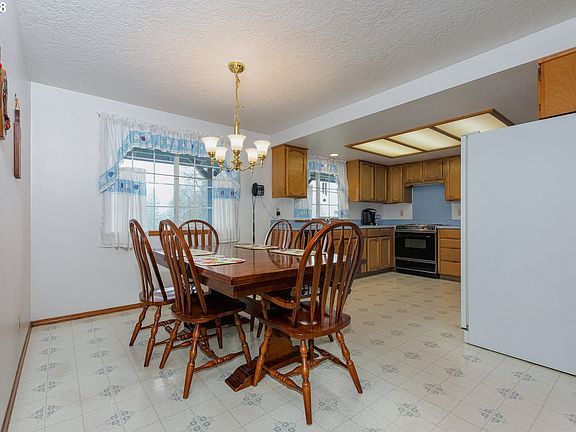 5th image of 20317 NE 176th Ave