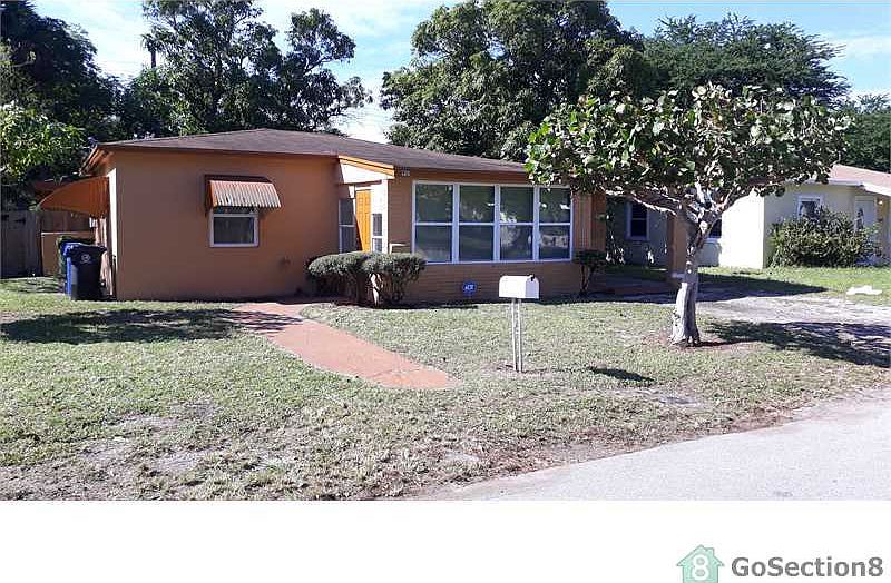 1st image of 901 NW 16th Ter