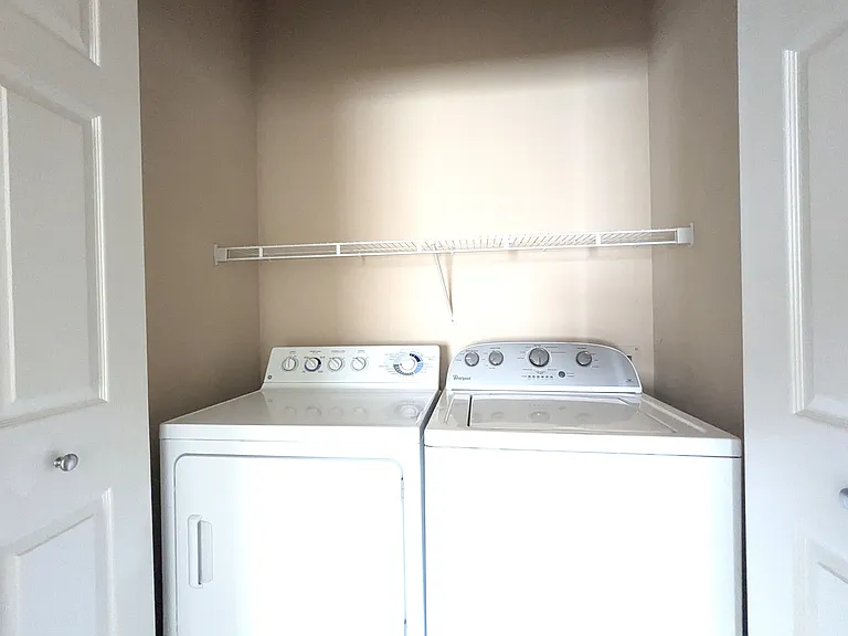 11624 Tomahawk Creek Pkwy #F — Photo 12