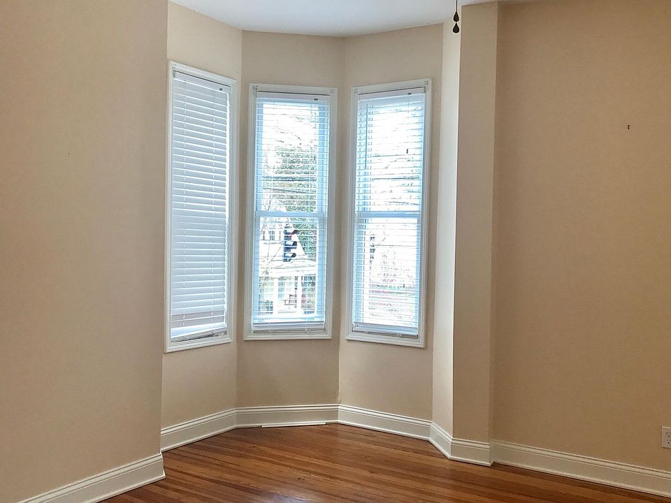 1st image of 701 E High St Ste 202