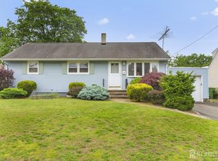 15 Vincent St, Parlin, NJ 08859