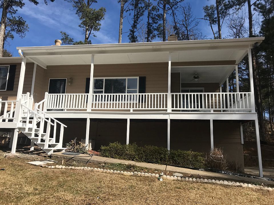 2nd image of 3810 Stonewall Dr NW