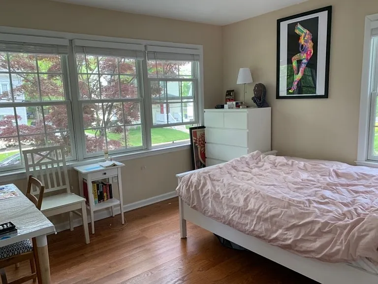 35 Summit Ave — Photo 11