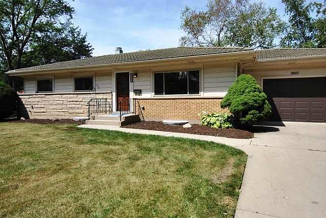 1st image of 1128 Leahy Cir