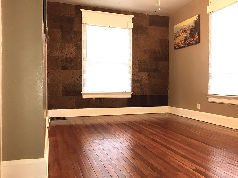 908 Columbia Ave #4 — Photo 6