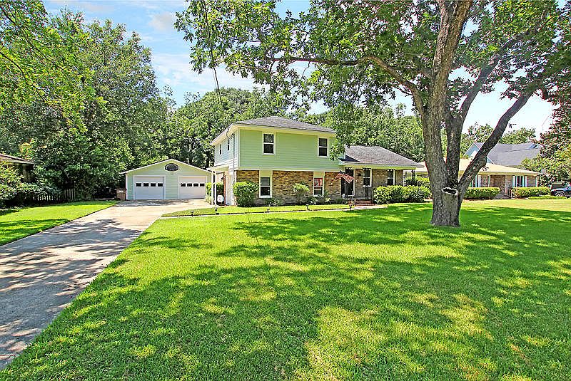 2nd image of 833 Targave Rd