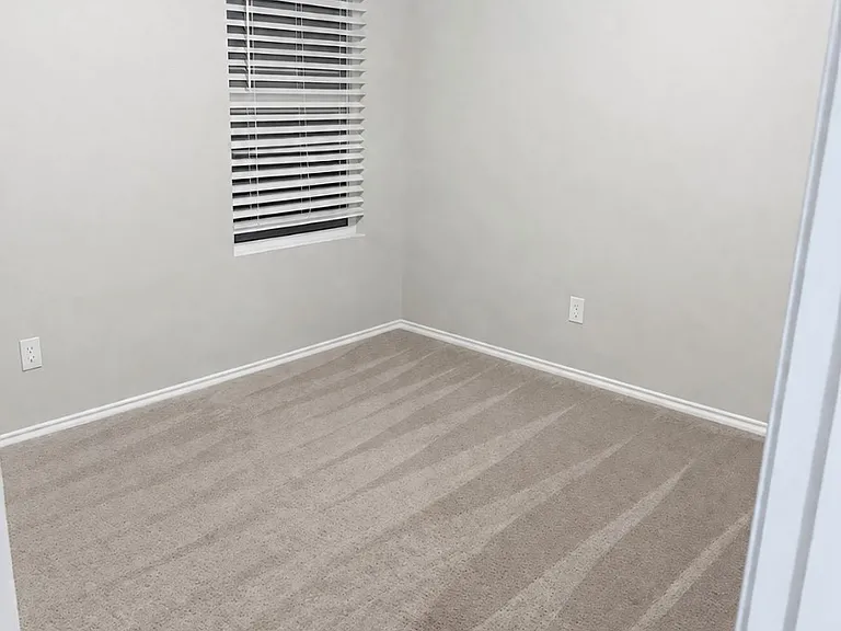 Unfurnished guest room #2