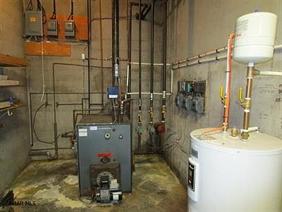 3rd image of 710 S Richard St